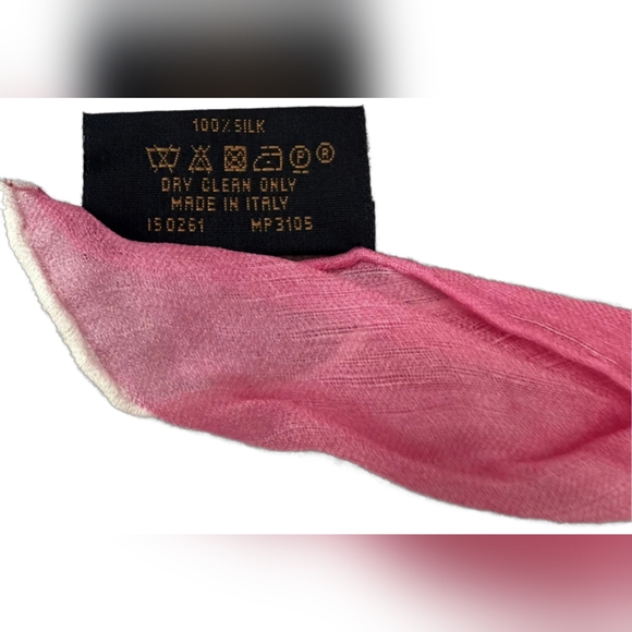 Louis Vuitton Envy Stole Vuittamins MP3105 - Picture 4 of 13